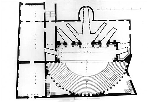 テアトロ・オリンピコ・1776年平面図。1776年刊の後世の図。観客席、舞台正面、短い街路景の実際の占有範囲を読む。